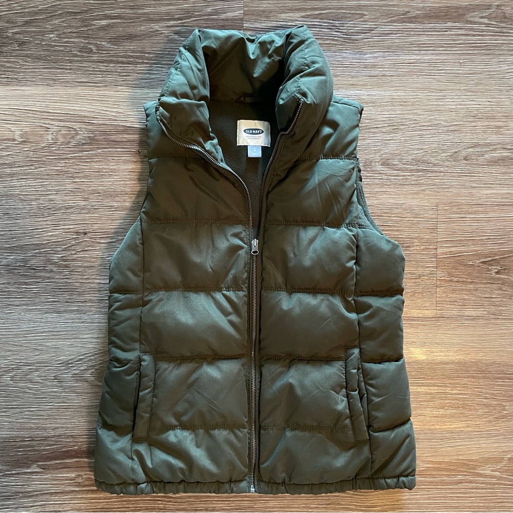 Old Navy Olive Green Winter Vest - size S